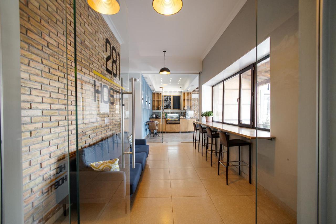 281 Hotel บิชเคก ภายนอก รูปภาพ